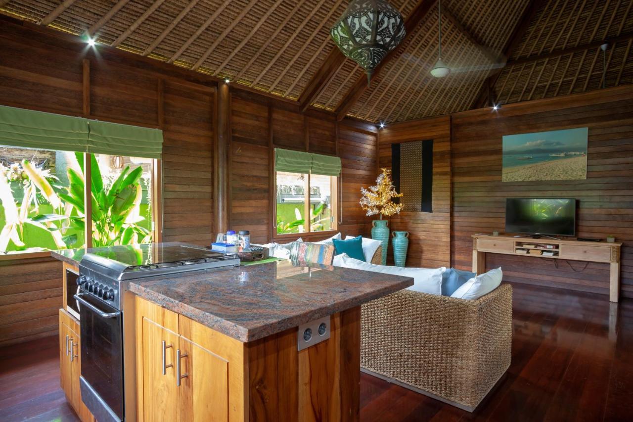 Tropica Tranquility Villa Nusa Lembongan  Bagian luar foto